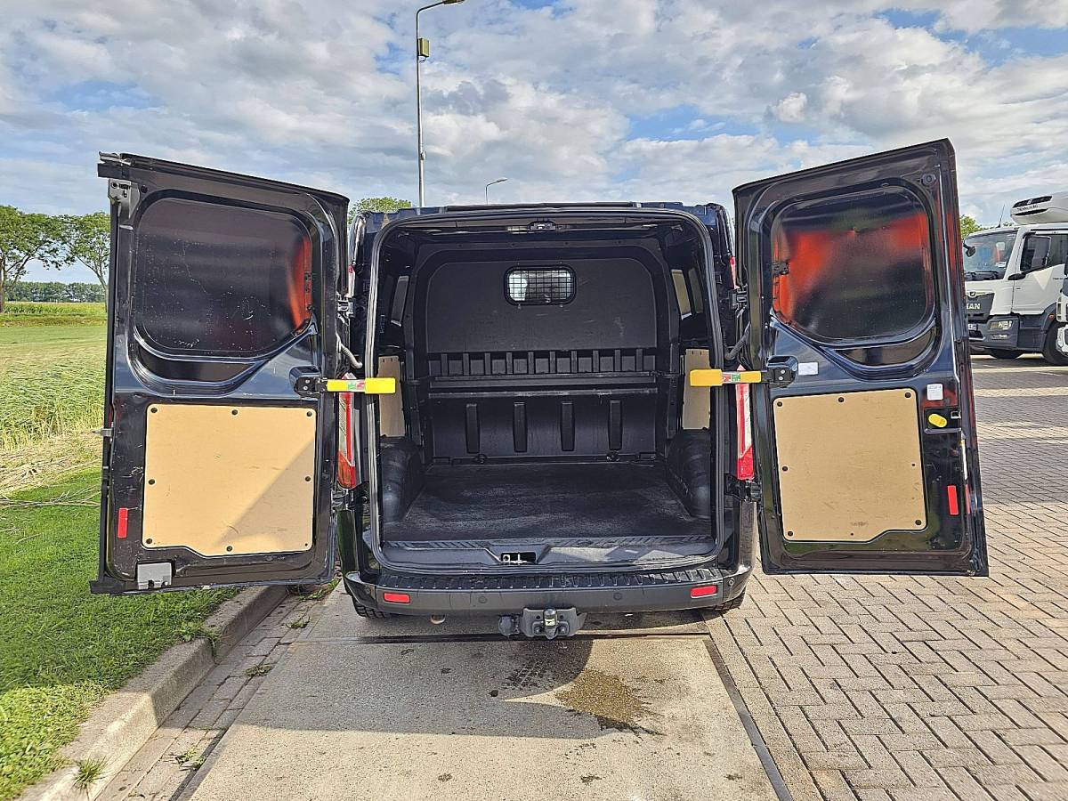 Ford Transit Custom FORD TRANSIT CUSTOM 2.0 l2 dubbele cabine!