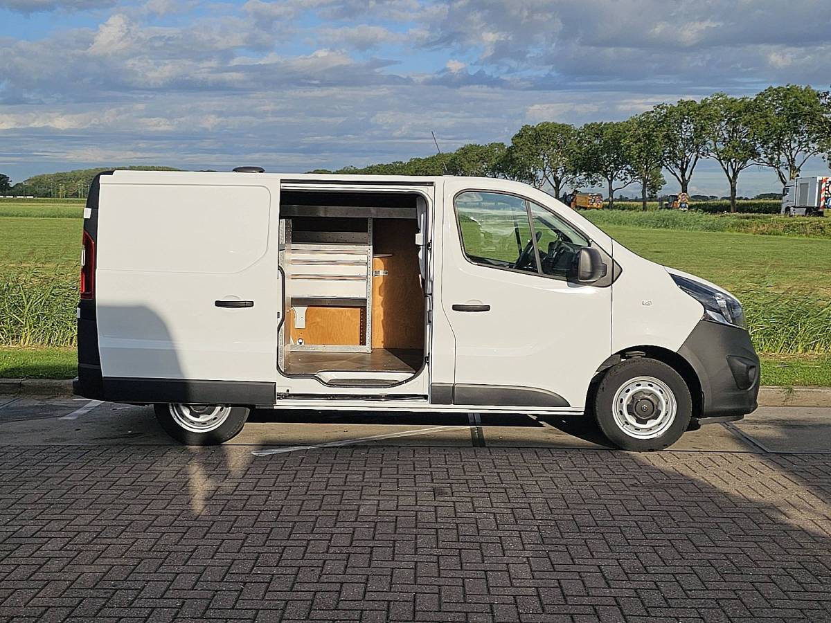 Opel Vivaro OPEL VIVARO 1.6 l1 navi trekhaak nap