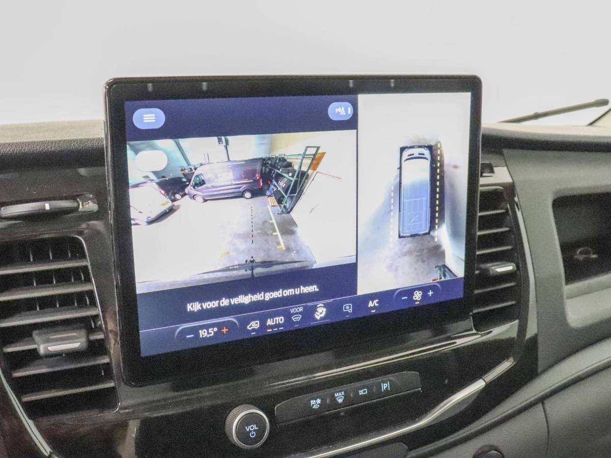 Ford Transit Ford Transit 105PK L2H2 Trend Airco Navi Cruise Control Navigatie Trekhaak
