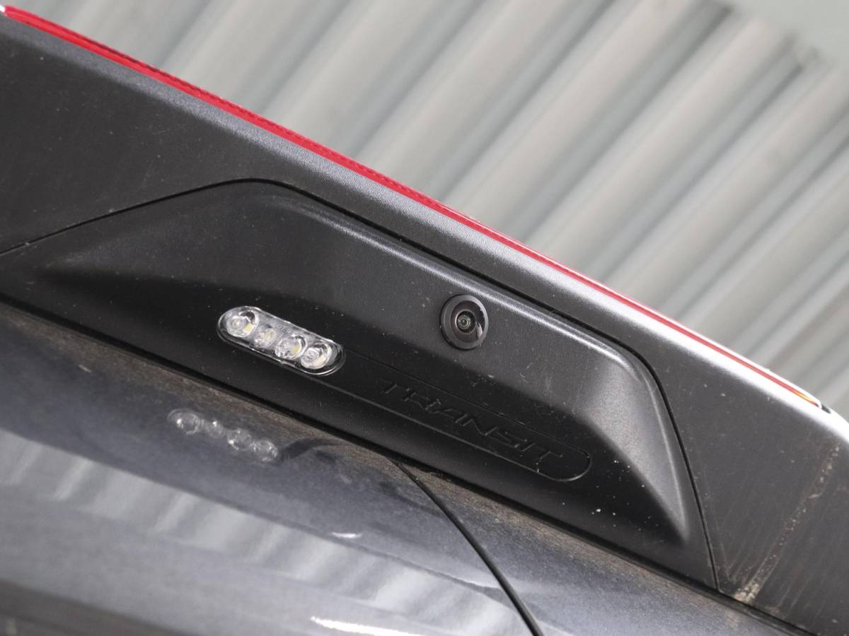 Ford Transit Ford Transit 105PK L2H2 Trend Airco Navi Cruise Control Navigatie Trekhaak