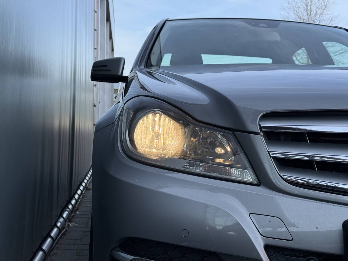 Mercedes-Benz C-Klasse Mercedes-Benz C-klasse BWJ 2011 180 Business Class 157 PK  Avantgarde AUTOMAAT | TREKHAAK | HALF LEDER | NAVI | CLIMA | CRUISE | LMV | PDC