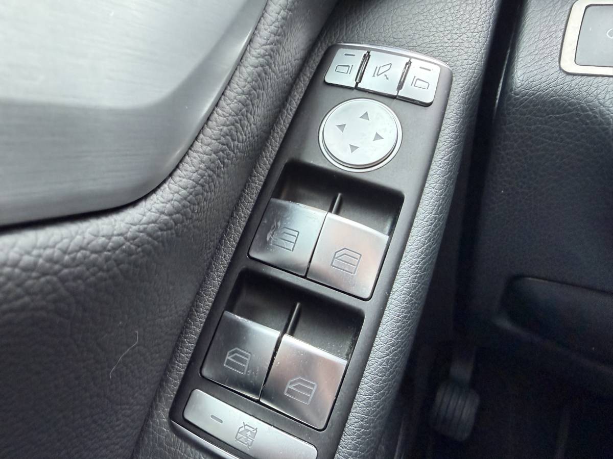 Mercedes-Benz C-Klasse Mercedes-Benz C-klasse BWJ 2011 180 Business Class 157 PK  Avantgarde AUTOMAAT | TREKHAAK | HALF LEDER | NAVI | CLIMA | CRUISE | LMV | PDC