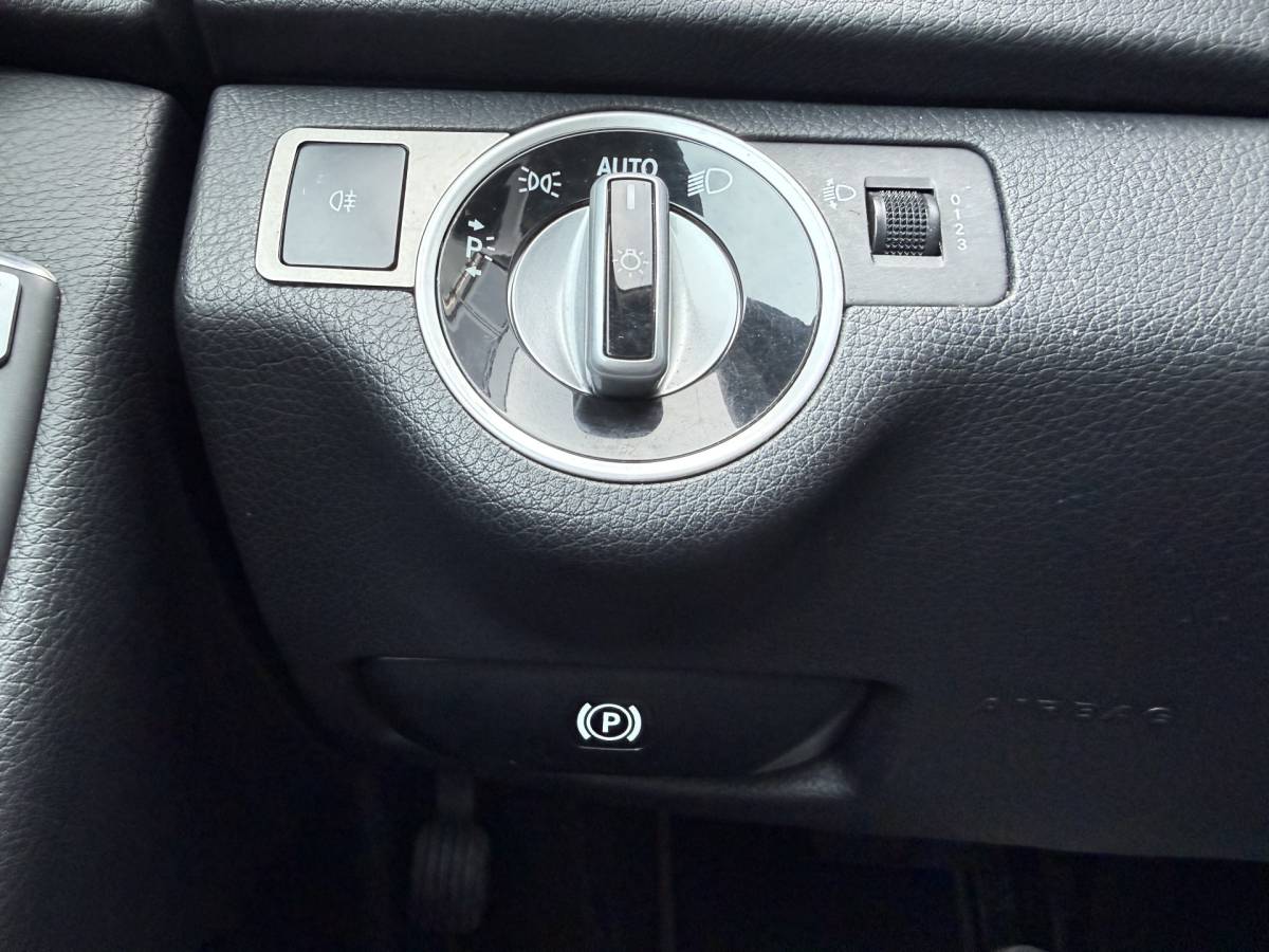 Mercedes-Benz C-Klasse Mercedes-Benz C-klasse BWJ 2011 180 Business Class 157 PK  Avantgarde AUTOMAAT | TREKHAAK | HALF LEDER | NAVI | CLIMA | CRUISE | LMV | PDC