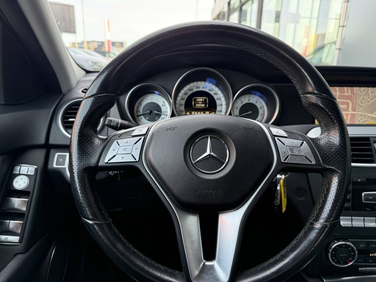 Mercedes-Benz C-Klasse Mercedes-Benz C-klasse BWJ 2011 180 Business Class 157 PK  Avantgarde AUTOMAAT | TREKHAAK | HALF LEDER | NAVI | CLIMA | CRUISE | LMV | PDC