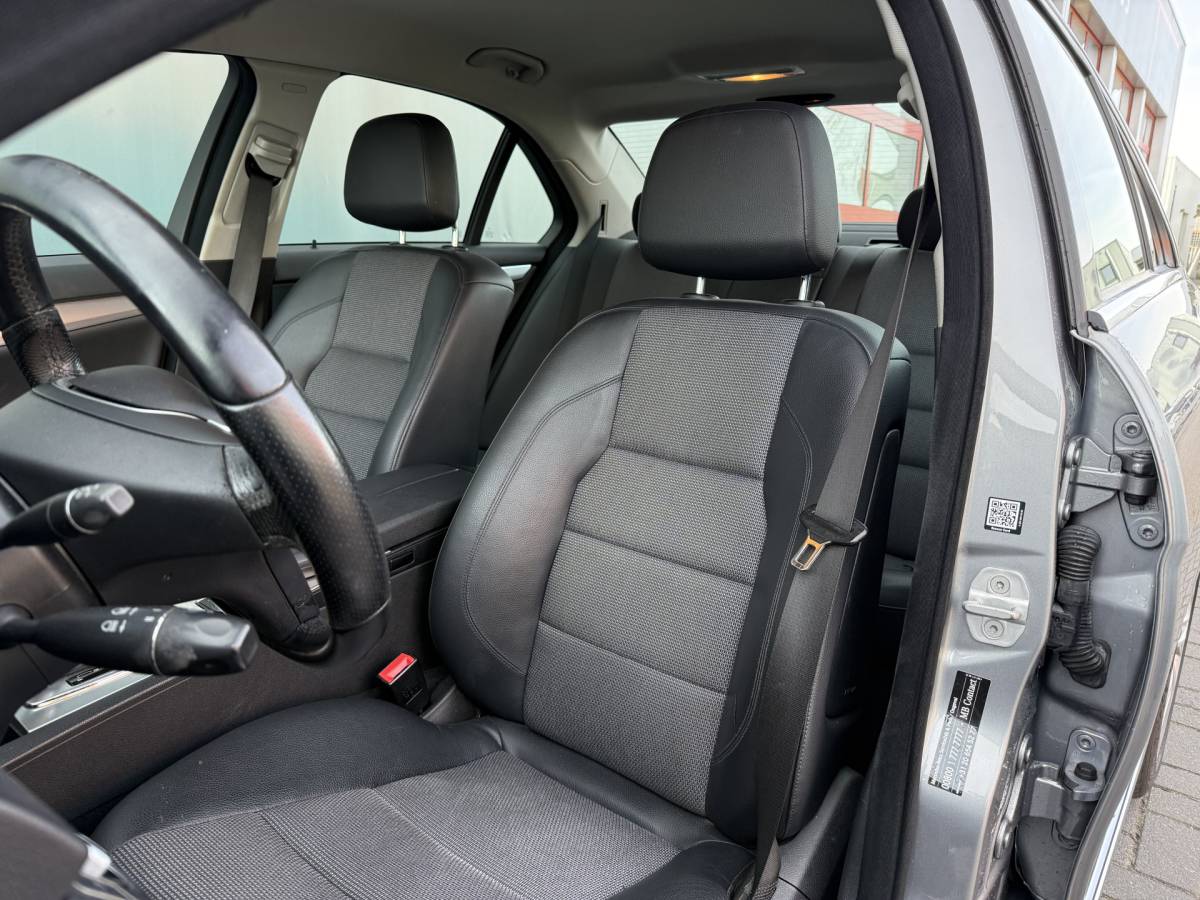 Mercedes-Benz C-Klasse Mercedes-Benz C-klasse BWJ 2011 180 Business Class 157 PK  Avantgarde AUTOMAAT | TREKHAAK | HALF LEDER | NAVI | CLIMA | CRUISE | LMV | PDC