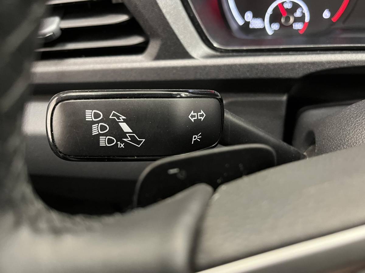 Volkswagen Caddy Volkswagen Caddy Cargo Maxi 2.0 TDI Style Automaat Automaat Camera Parkeersensoren Airco Bluetooth Cruise Control Carplay 2 Zits