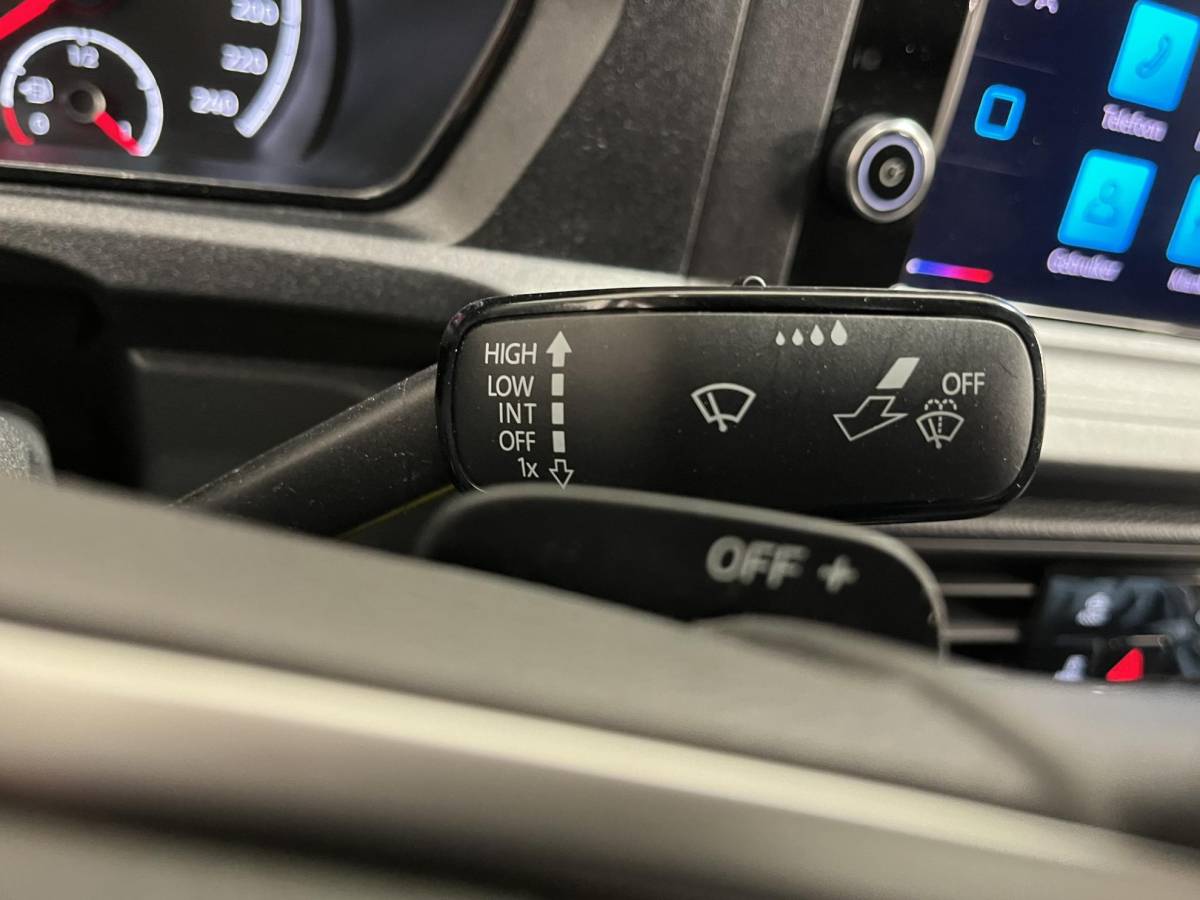 Volkswagen Caddy Volkswagen Caddy Cargo Maxi 2.0 TDI Style Automaat Automaat Camera Parkeersensoren Airco Bluetooth Cruise Control Carplay 2 Zits