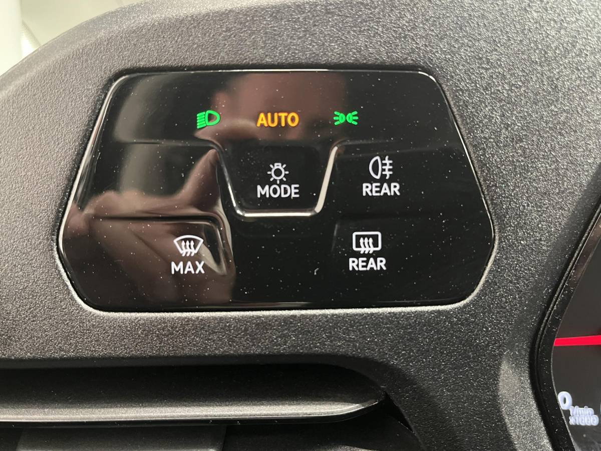 Volkswagen Caddy Volkswagen Caddy Cargo Maxi 2.0 TDI Style Automaat Automaat Camera Parkeersensoren Airco Bluetooth Cruise Control Carplay 2 Zits