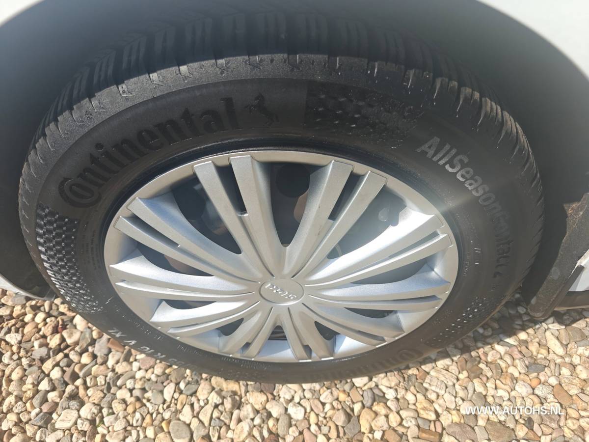 Ford Transit Connect Ford Transit Connect 1.5 EcoBlue L2, Automaat , lange uitvoering , Euro 6 , 1e eig. Distributie. vv , + werkplaats inrichting