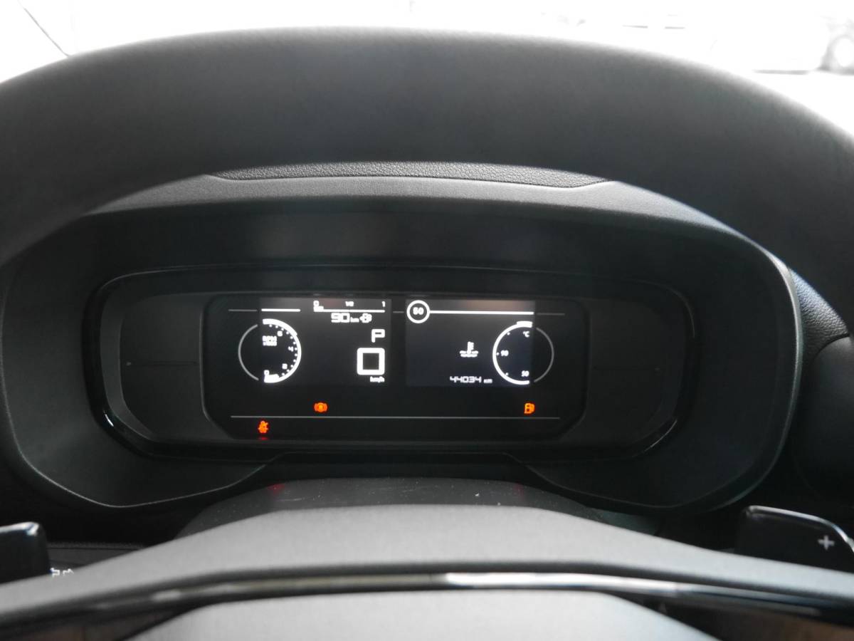 Citroën Berlingo Citroen Berlingo 1.5 BlueHDi 130 EAT8 S&S L2 | Automaat | Keyless entry en start | Climate control | Cruise control | Achteruitrijcamera | Regensensor | Laadruimte betimmering