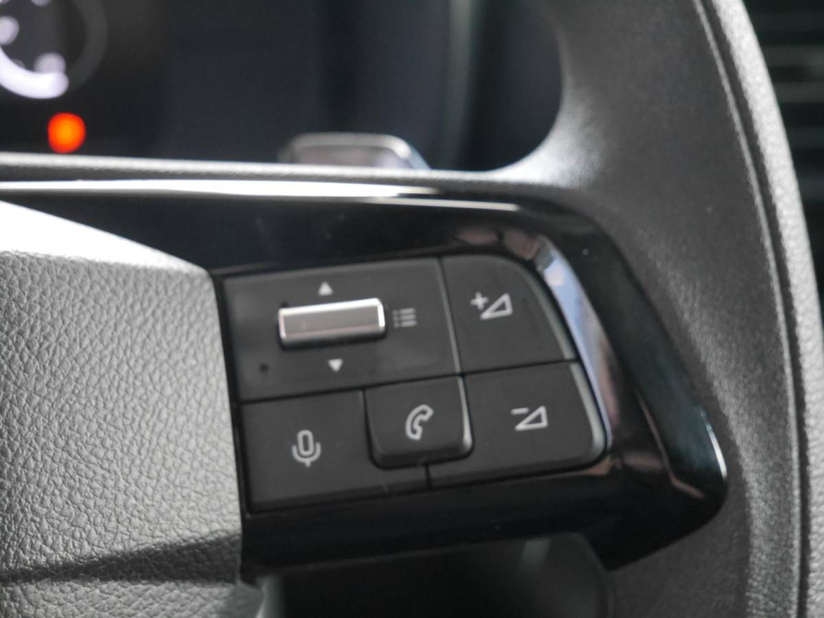 Citroën Berlingo Citroen Berlingo 1.5 BlueHDi 130 EAT8 S&S L2 | Automaat | Keyless entry en start | Climate control | Cruise control | Achteruitrijcamera | Regensensor | Laadruimte betimmering