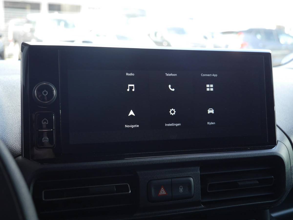 Citroën Berlingo Citroen Berlingo 1.5 BlueHDi 130 EAT8 S&S L2 | Automaat | Keyless entry en start | Climate control | Cruise control | Achteruitrijcamera | Regensensor | Laadruimte betimmering