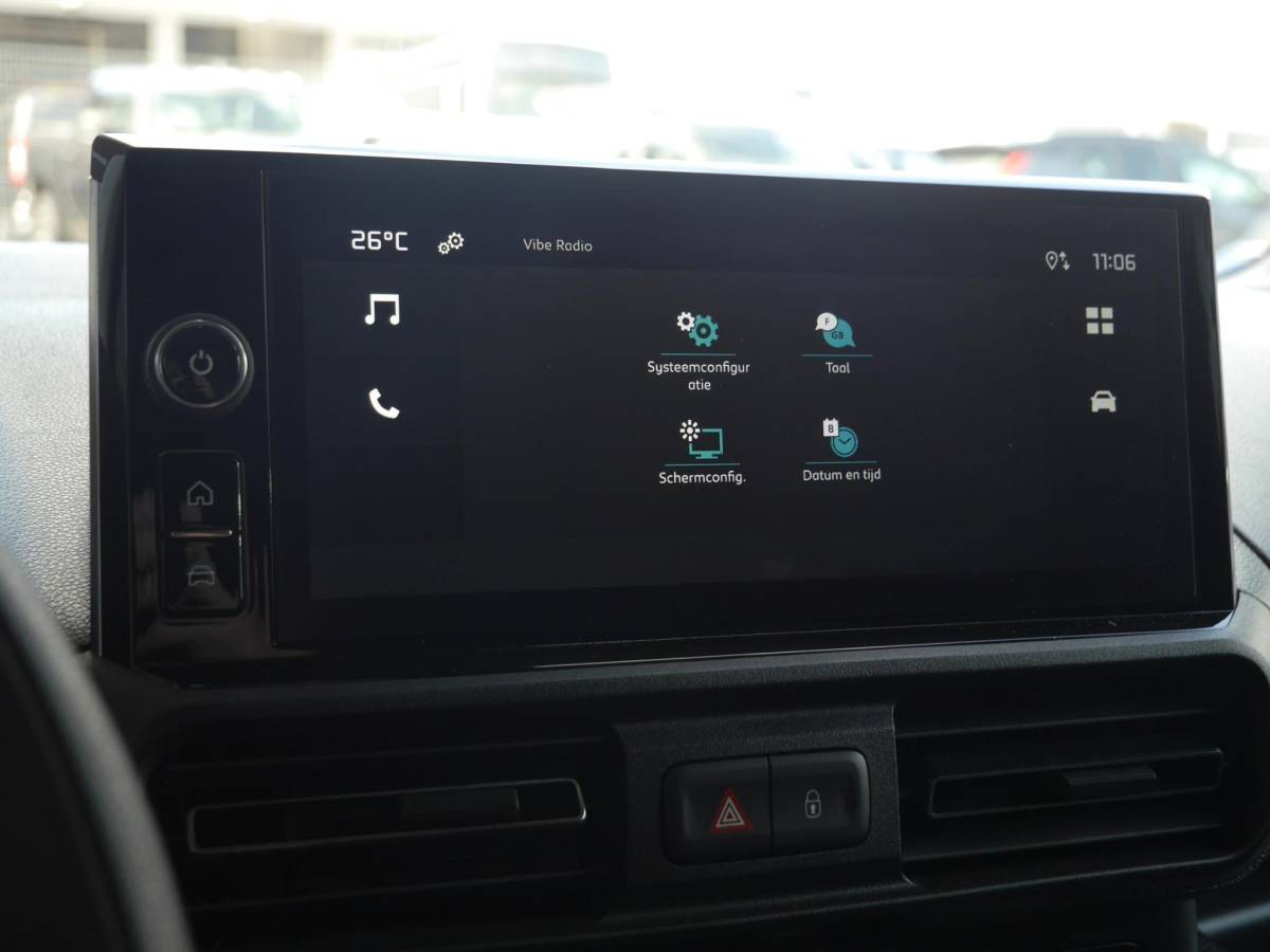 Citroën Berlingo Citroen Berlingo 1.5 BlueHDi 130 EAT8 S&S L2 | Automaat | Keyless entry en start | Climate control | Cruise control | Achteruitrijcamera | Regensensor | Laadruimte betimmering