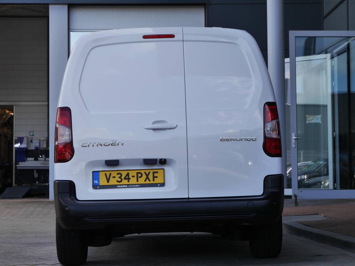 Citroën Berlingo Citroen Berlingo 1.5 BlueHDi 130 EAT8 S&S L2 | Automaat | Keyless entry en start | Climate control | Cruise control | Achteruitrijcamera | Regensensor | Laadruimte betimmering