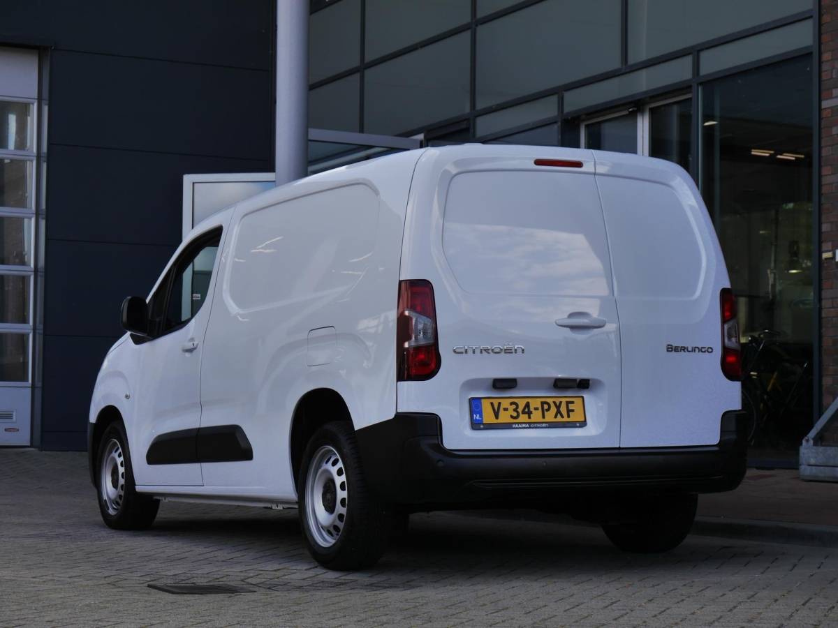 Citroën Berlingo Citroen Berlingo 1.5 BlueHDi 130 EAT8 S&S L2 | Automaat | Keyless entry en start | Climate control | Cruise control | Achteruitrijcamera | Regensensor | Laadruimte betimmering
