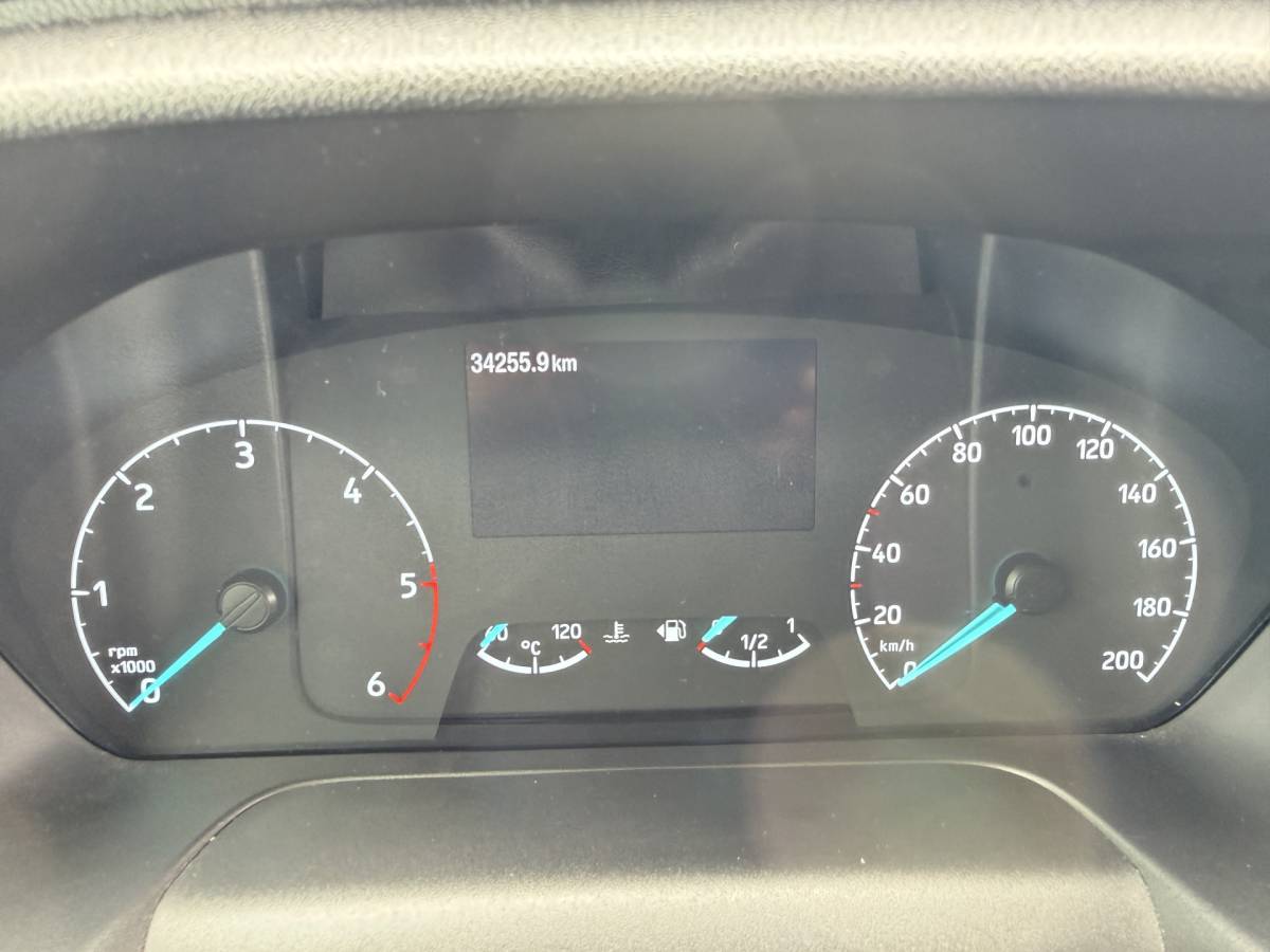 Ford Transit Ford Transit 2.0 TDCI 130PK Laadklep Airco Bakwagen Cruise Control Lane Assist Koffer Meubelbak