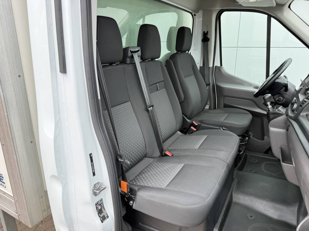 Ford Transit Ford Transit 2.0 TDCI 130PK Laadklep Airco Bakwagen Cruise Control Lane Assist Koffer Meubelbak