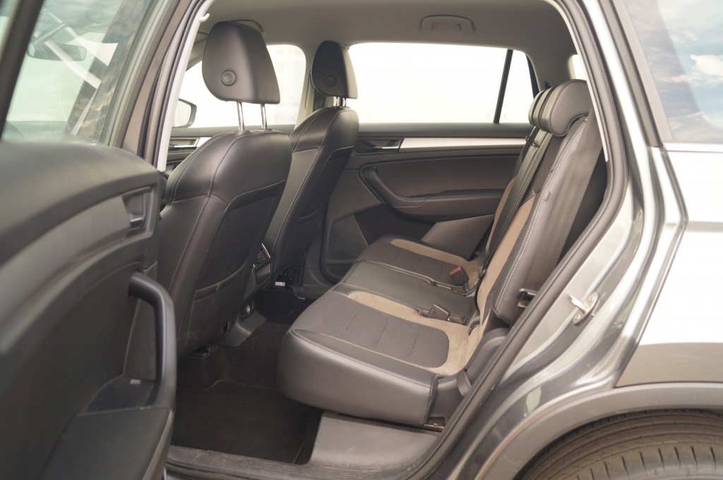 Škoda Kodiaq Skoda Kodiaq 1.5 TSI 150pk DSG Business Edition 7-persoons -NAVI-ECC-PDC-