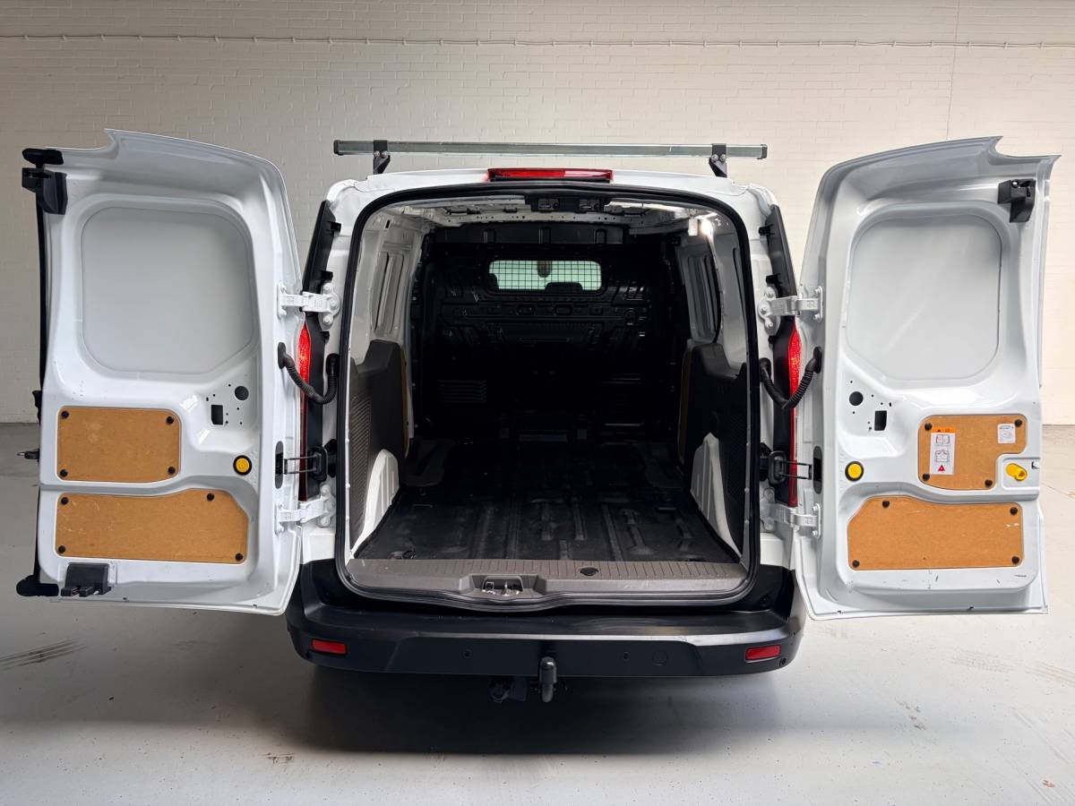 Ford Transit Connect Ford Transit Connect L2H1 Automaat 1.5 EcoBlue 120pk euro6 3persoons Limited, Dakdragers, Trekhaak, RIJKLAARPRIJS!