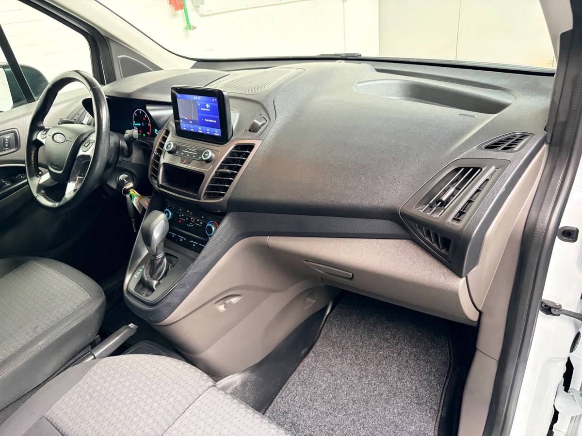 Ford Transit Connect Ford Transit Connect L2H1 Automaat 1.5 EcoBlue 120pk euro6 3persoons Limited, Dakdragers, Trekhaak, RIJKLAARPRIJS!