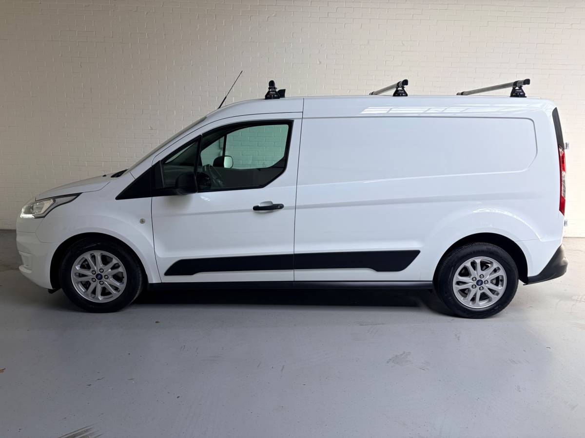 Ford Transit Connect Ford Transit Connect L2H1 Automaat 1.5 EcoBlue 120pk euro6 3persoons Limited, Dakdragers, Trekhaak, RIJKLAARPRIJS!
