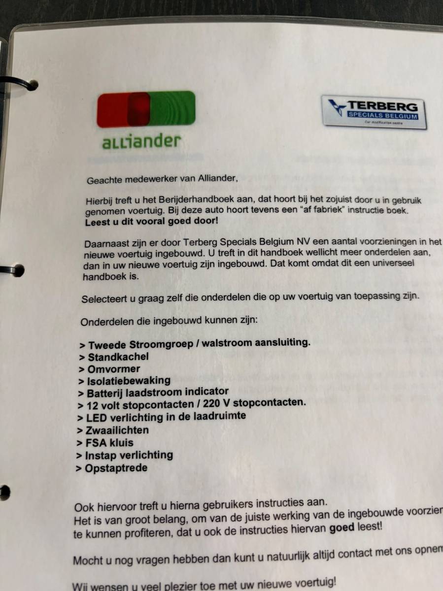 Citroën Berlingo Citroen Berlingo Servicewagen 1.5 BlueHDI 100pk euro61 L1H1 BOTT inrichting, Victron omvormer v230, Standkachel, RIJKLAARPRIJS!