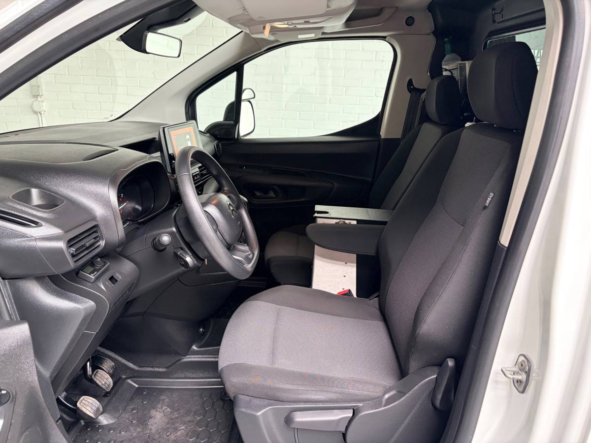 Citroën Berlingo Citroen Berlingo Servicewagen 1.5 BlueHDI 100pk euro61 L1H1 BOTT inrichting, Victron omvormer v230, Standkachel, RIJKLAARPRIJS!