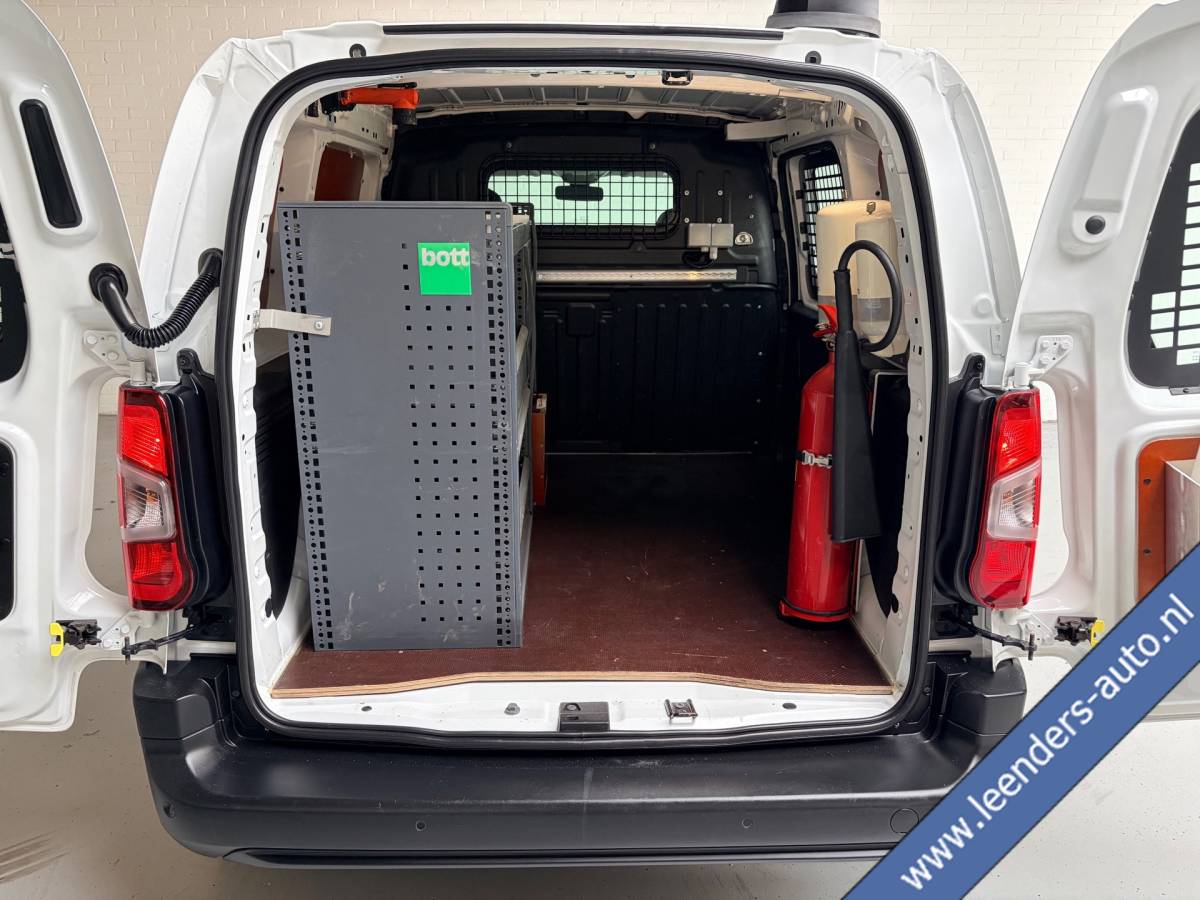 Citroën Berlingo Citroen Berlingo Servicewagen 1.5 BlueHDI 100pk euro61 L1H1 BOTT inrichting, Victron omvormer v230, Standkachel, RIJKLAARPRIJS!