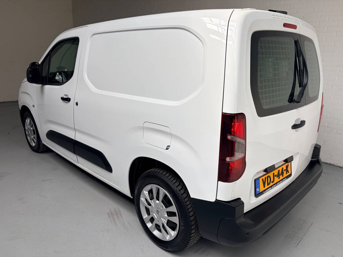 Citroën Berlingo Citroen Berlingo Servicewagen 1.5 BlueHDI 100pk euro61 L1H1 BOTT inrichting, Victron omvormer v230, Standkachel, RIJKLAARPRIJS!
