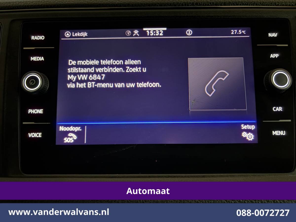 Volkswagen Crafter Volkswagen Crafter 2.0 TDI 141pk Automaat L3H3 L2H2 Euro6 Airco | Camera | Apple Carplay | 3000kg Trekhaak | Cruisecontrol Sidebars, Bijrijdersbank
