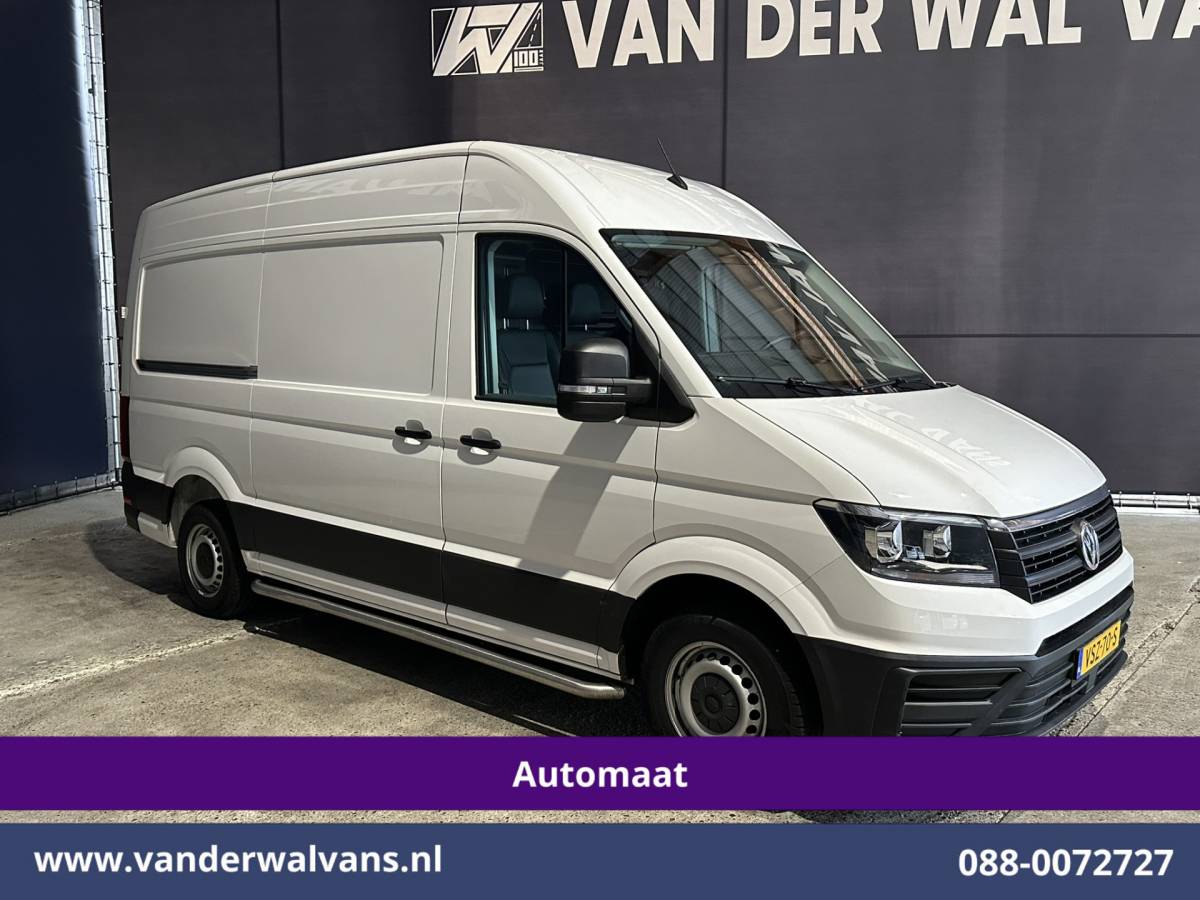 Volkswagen Crafter Volkswagen Crafter 2.0 TDI 141pk Automaat L3H3 L2H2 Euro6 Airco | Camera | Apple Carplay | 3000kg Trekhaak | Cruisecontrol Sidebars, Bijrijdersbank