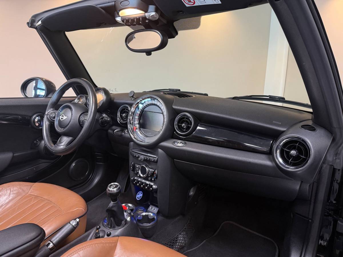 MINI Cooper Cabrio Mini Cabrio 1.6 Cooper *Prachtig interieur!* Leer|Stoelverw.|Navi|Cruise|Climate|PDC|Sfeerverlichting