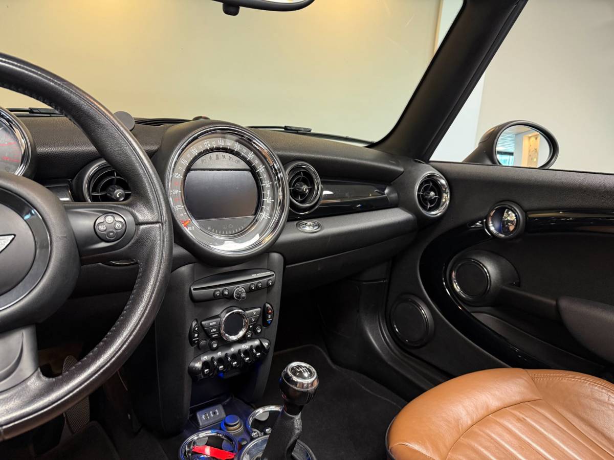 MINI Cooper Cabrio Mini Cabrio 1.6 Cooper *Prachtig interieur!* Leer|Stoelverw.|Navi|Cruise|Climate|PDC|Sfeerverlichting