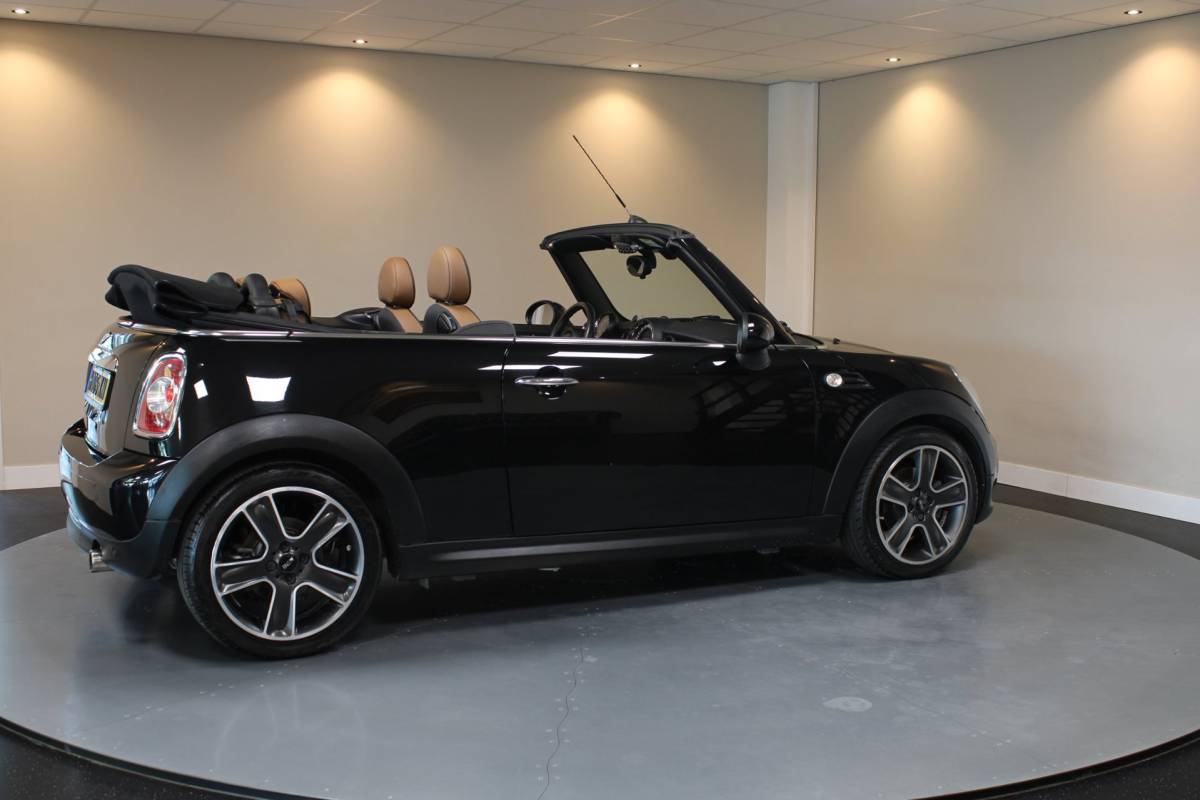 MINI Cooper Cabrio Mini Cabrio 1.6 Cooper *Prachtig interieur!* Leer|Stoelverw.|Navi|Cruise|Climate|PDC|Sfeerverlichting