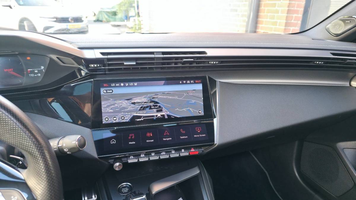 Peugeot 308 Peugeot 308 1.2 PureTech GT Pack Business l Massage l Pano l carplay