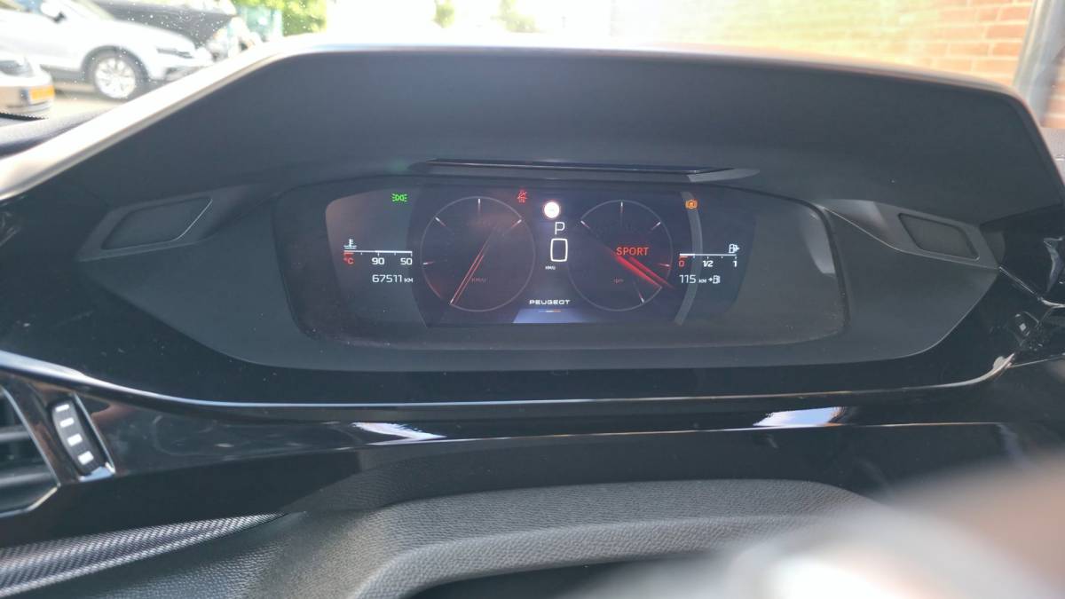 Peugeot 308 Peugeot 308 1.2 PureTech GT Pack Business l Massage l Pano l carplay