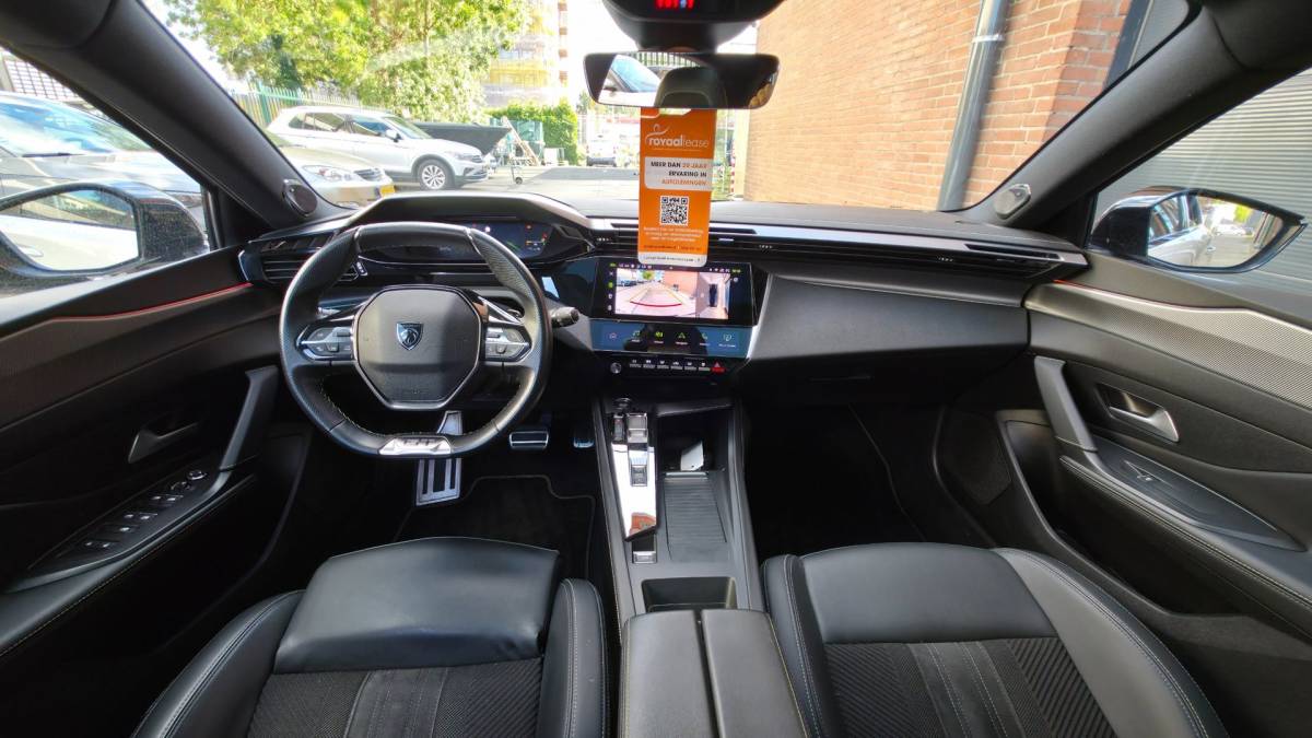 Peugeot 308 Peugeot 308 1.2 PureTech GT Pack Business l Massage l Pano l carplay