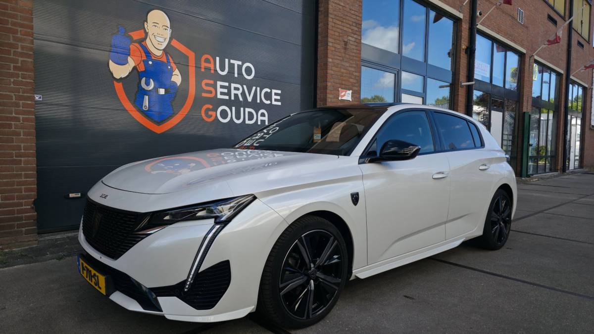 Peugeot 308 Peugeot 308 1.2 PureTech GT Pack Business l Massage l Pano l carplay