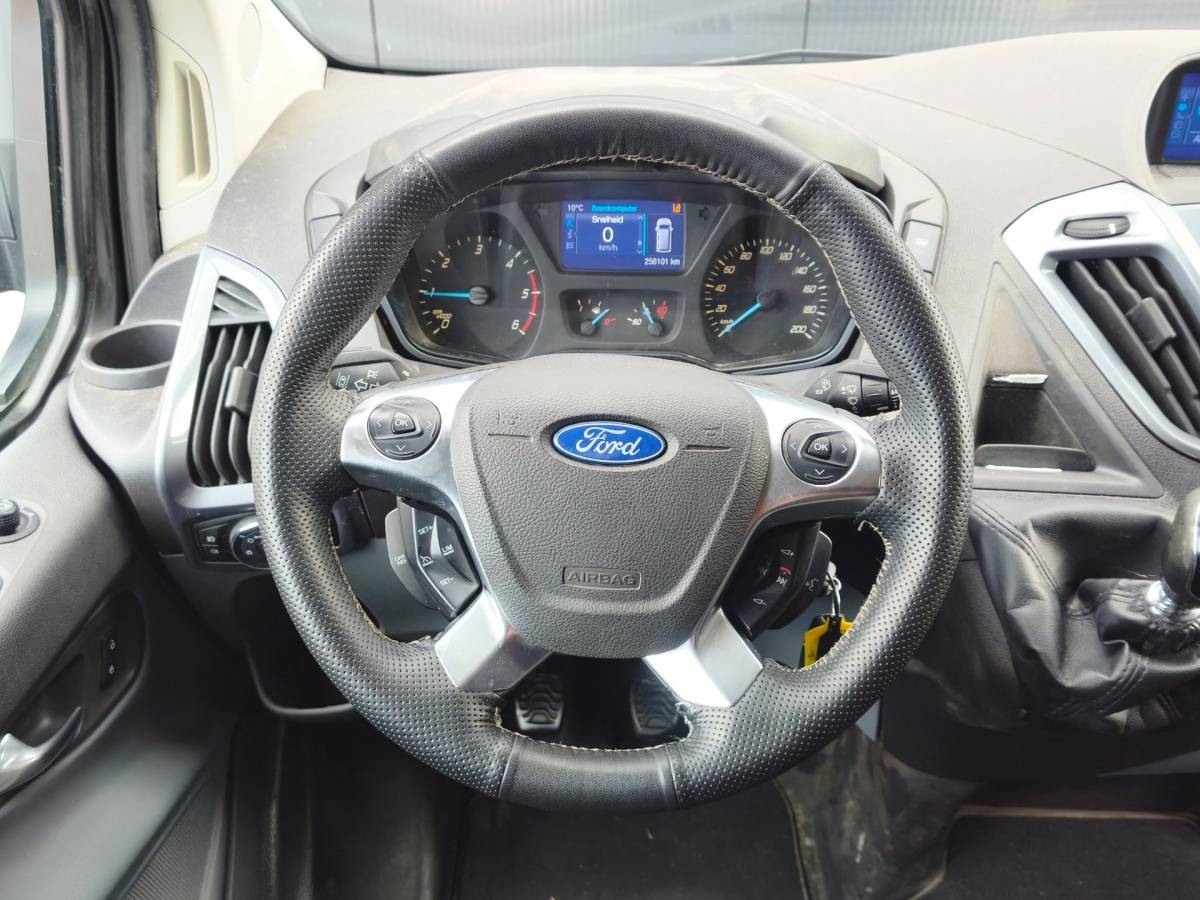 Ford Transit Custom Ford Transit Custom 290 2.2TDCI AIRCO CRUISE TREKHAAK PDC