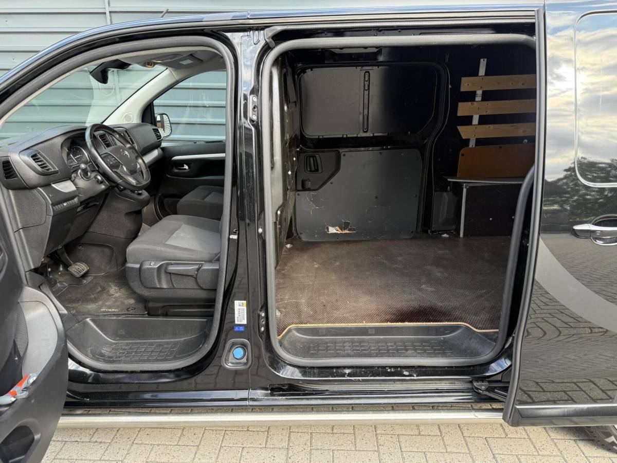 Opel Vivaro Opel Vivaro 2.0 BlueHDi 180 Automaat L3 Camera Clima PDC V+A