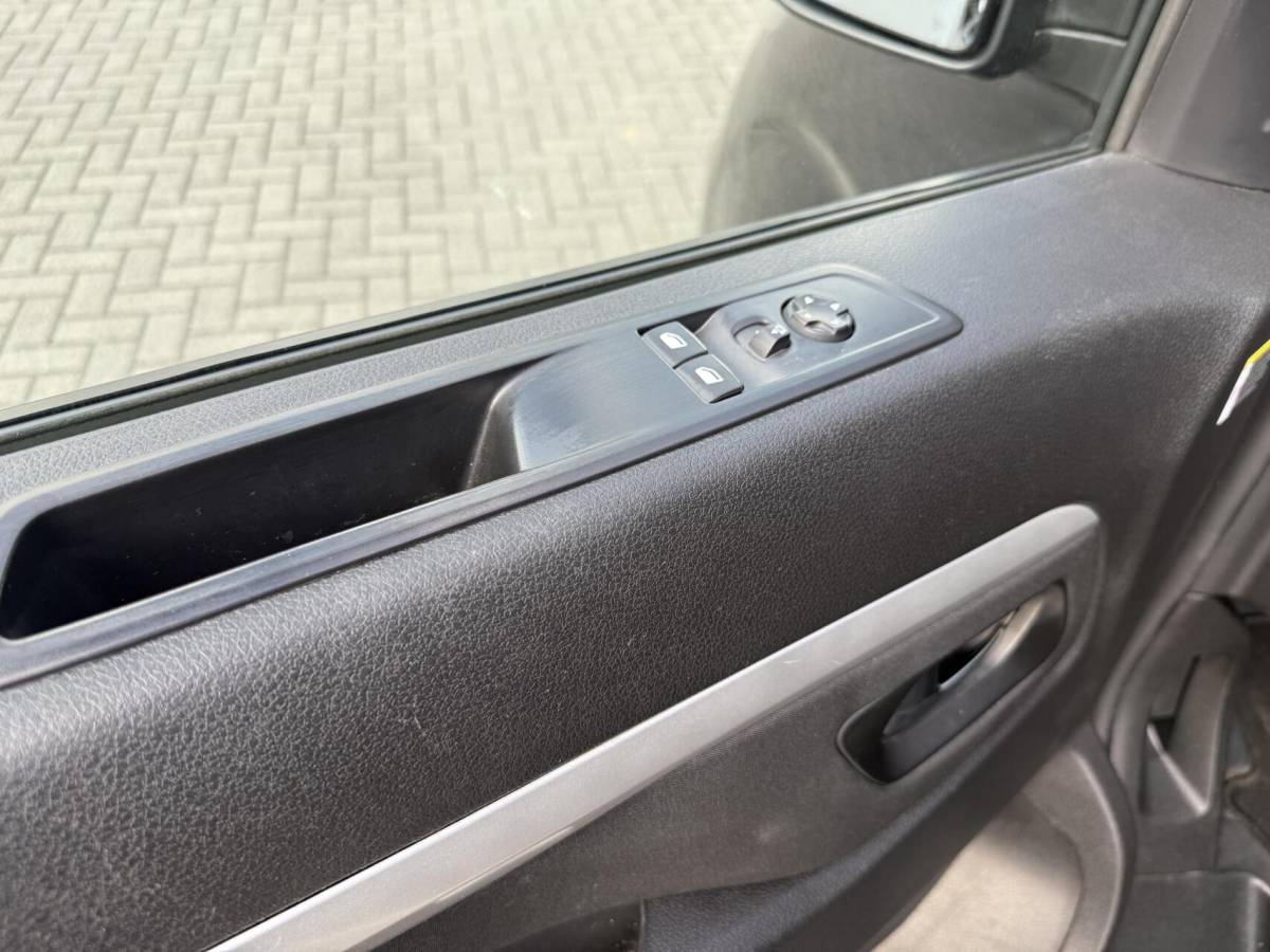 Opel Vivaro Opel Vivaro 2.0 BlueHDi 180 Automaat L3 Camera Clima PDC V+A