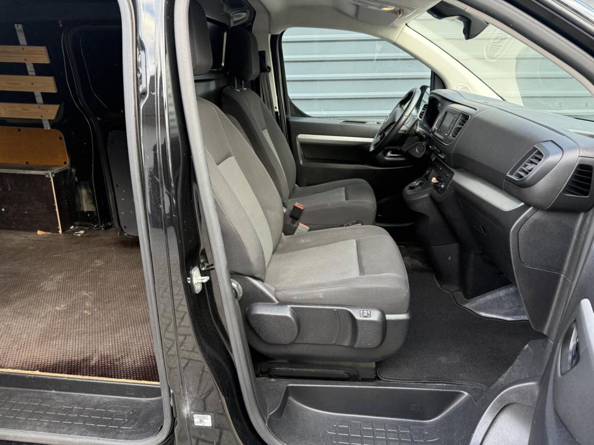 Opel Vivaro Opel Vivaro 2.0 BlueHDi 180 Automaat L3 Camera Clima PDC V+A