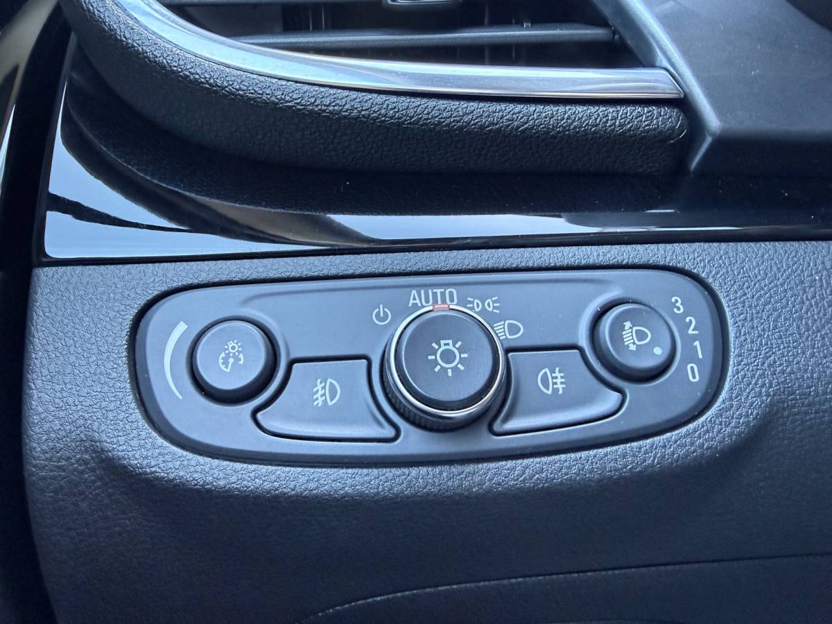 Opel Mokka X Opel Mokka X BWJ 2018 1.4 Turbo 141 PK  Innovation AUTOMAAT | TREKHAAK | CARPLAY + ANDROID | NAVI | CLIMA | CRUISE | LMV | PDC