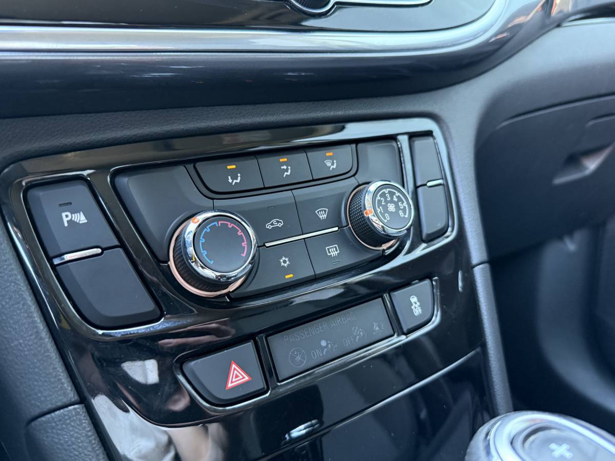 Opel Mokka X Opel Mokka X BWJ 2018 1.4 Turbo 141 PK  Innovation AUTOMAAT | TREKHAAK | CARPLAY + ANDROID | NAVI | CLIMA | CRUISE | LMV | PDC