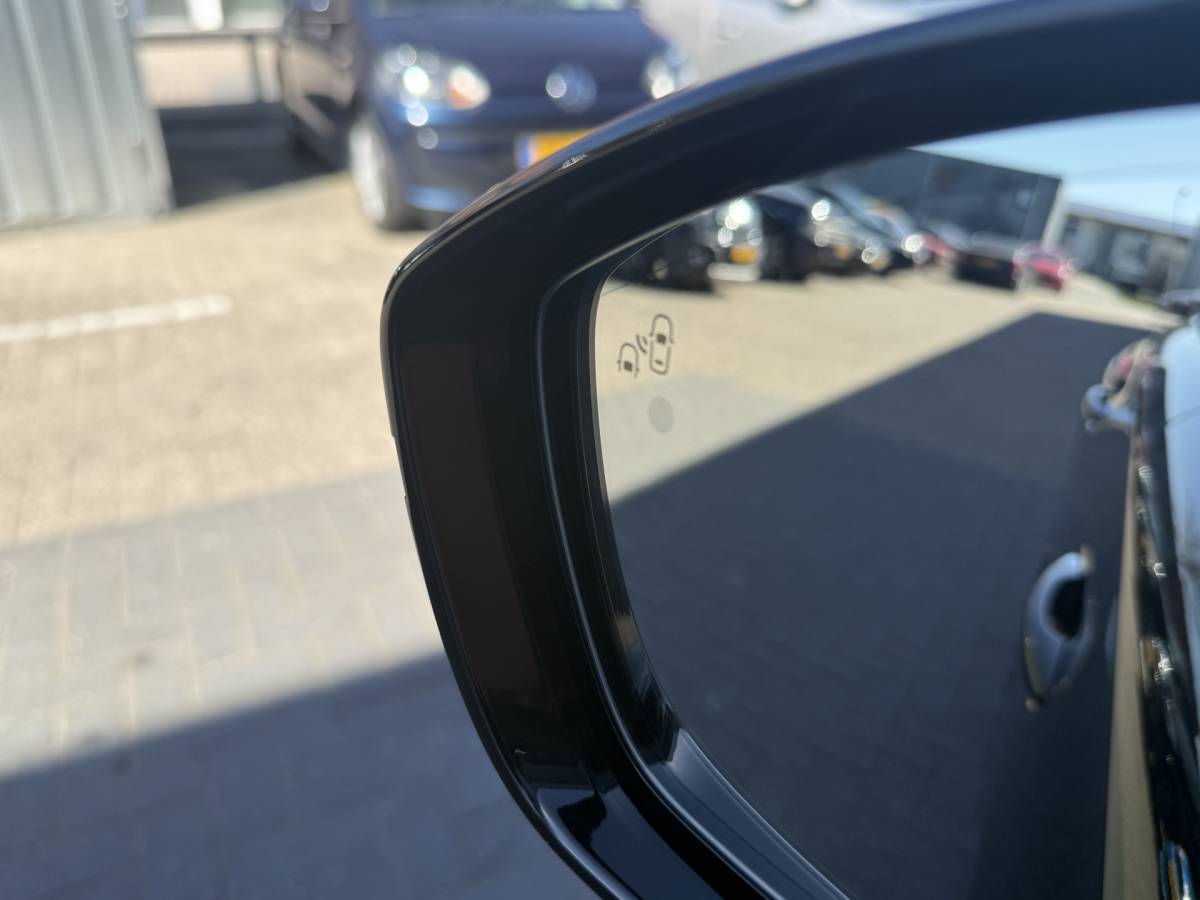 Peugeot 508 Peugeot 508 SW BWJ 2023 1.6 HYbrid GT 222 PKPack Business AUTOMAAT | FULL LED | LEDER | ELEKTR. STOELEN | ELEKTR. ACHTERKLEP | KEYLESS |  STANDKACHEL | ADAPTIVE CRUISE | STOELVERW. | 360 CAMERA | DAB + | NAVI | CLIMA | LMV