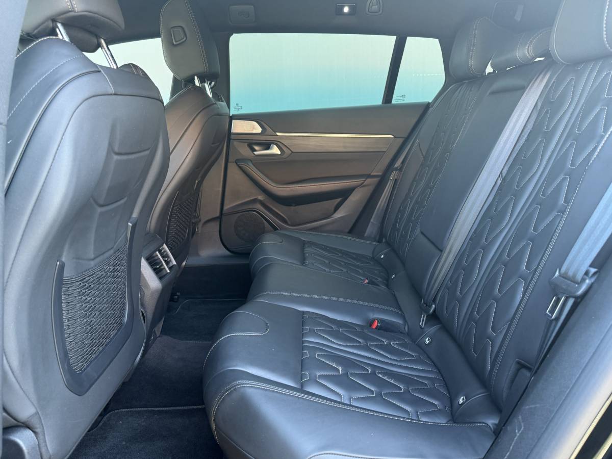 Peugeot 508 Peugeot 508 SW BWJ 2023 1.6 HYbrid GT 222 PKPack Business AUTOMAAT | FULL LED | LEDER | ELEKTR. STOELEN | ELEKTR. ACHTERKLEP | KEYLESS |  STANDKACHEL | ADAPTIVE CRUISE | STOELVERW. | 360 CAMERA | DAB + | NAVI | CLIMA | LMV