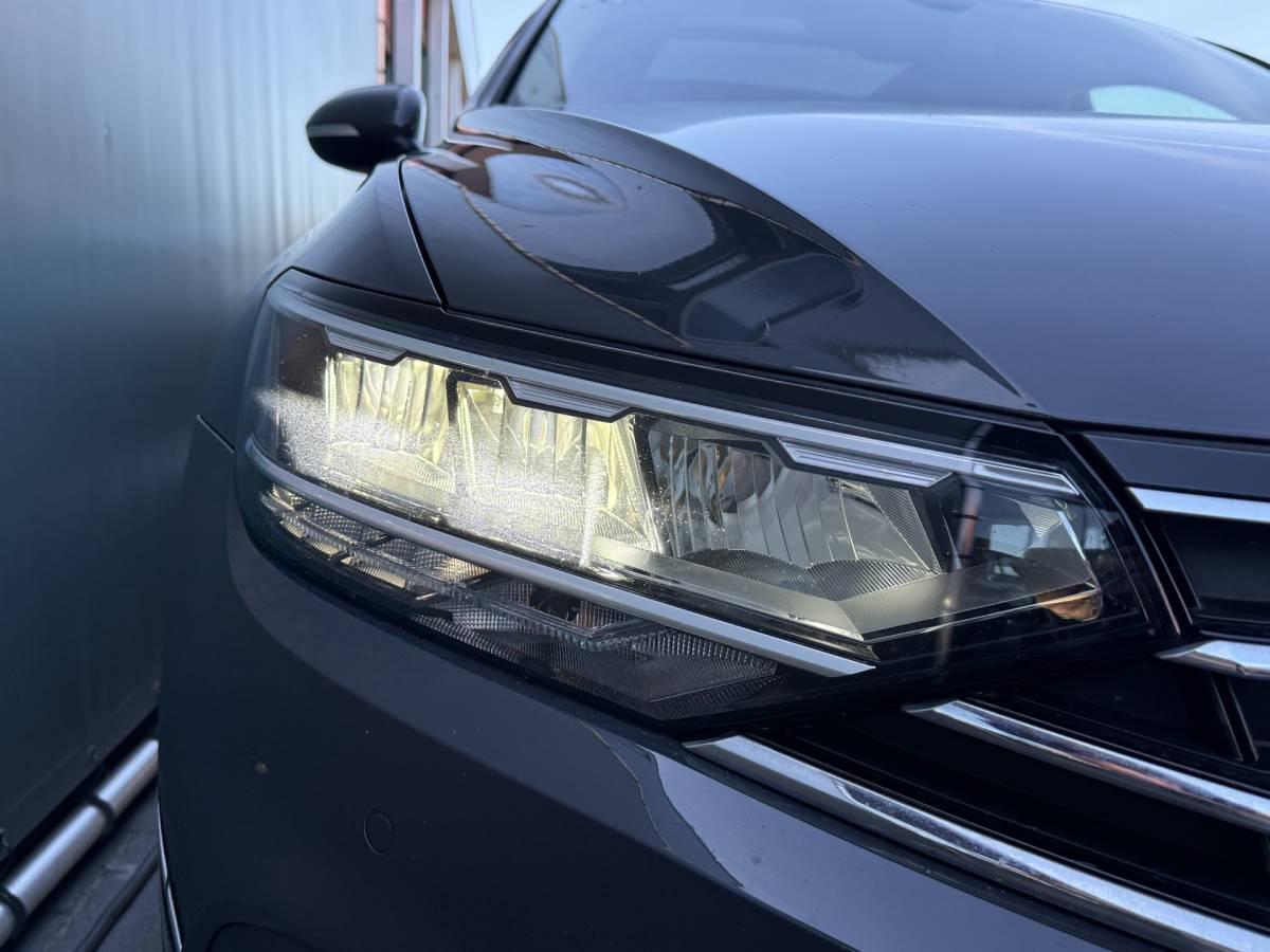 Volkswagen Passat Volkswagen Passat Variant BWJ 2021 1.5 150 PK TSI Business AUTOMAAT | TREKHAAK | PANO | FULL LED | ELEKTR. ACHTERKLEP | ADAPTIVE CRUISE | STOELVERW. | CAMERA | CARPLAY + ANDROID | NAVI | CLIMA | LMV | PDC
