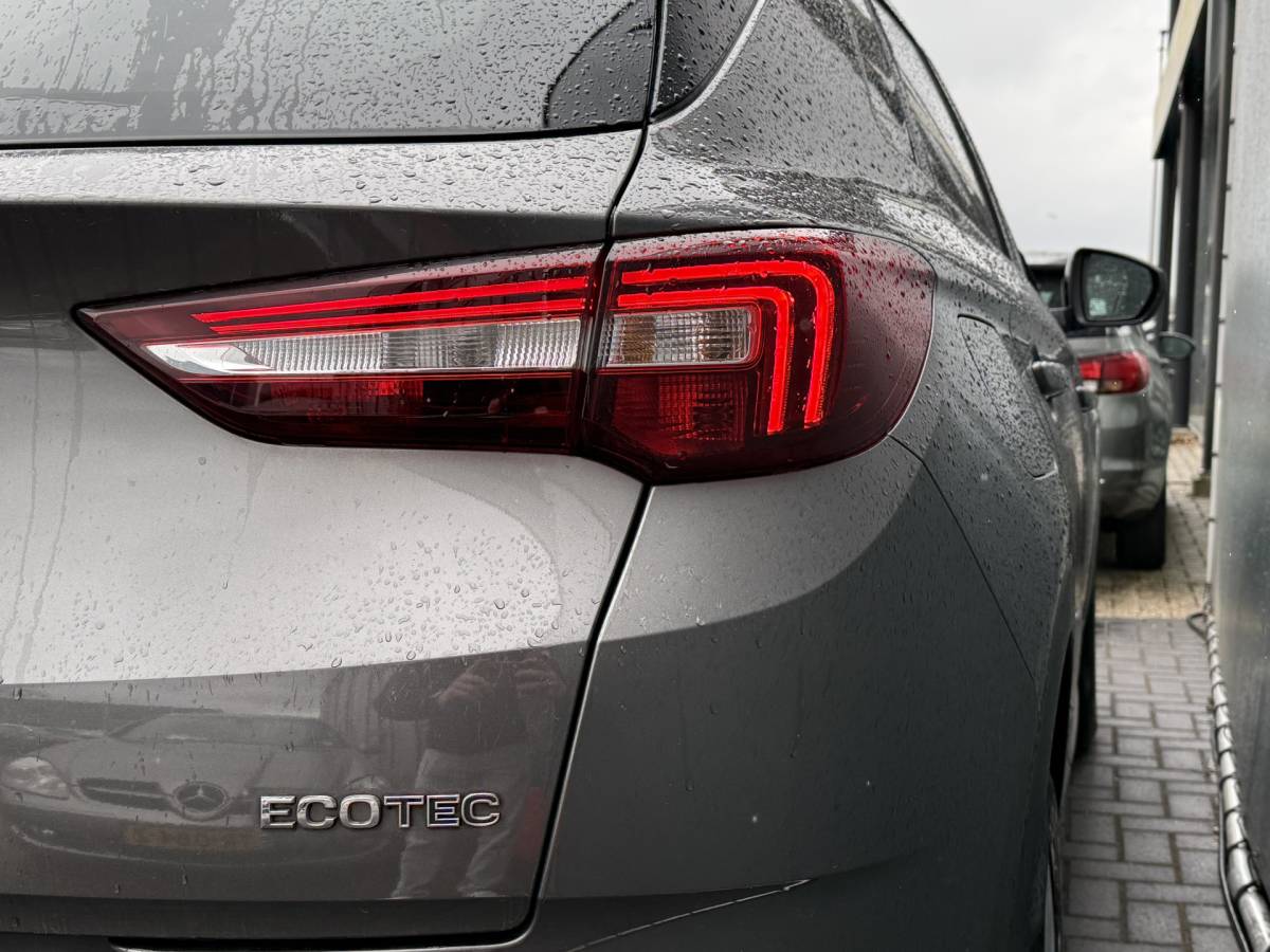Opel Grandland X Opel Grandland X BWJ 2021 1.2 Turbo 131 PK  Business Elegance PANO | CAMERA | DAB | DODE HOEK | CARPLAY+ ANDROID | NAVI | CLIMA | CRUISE | LMV | PDC