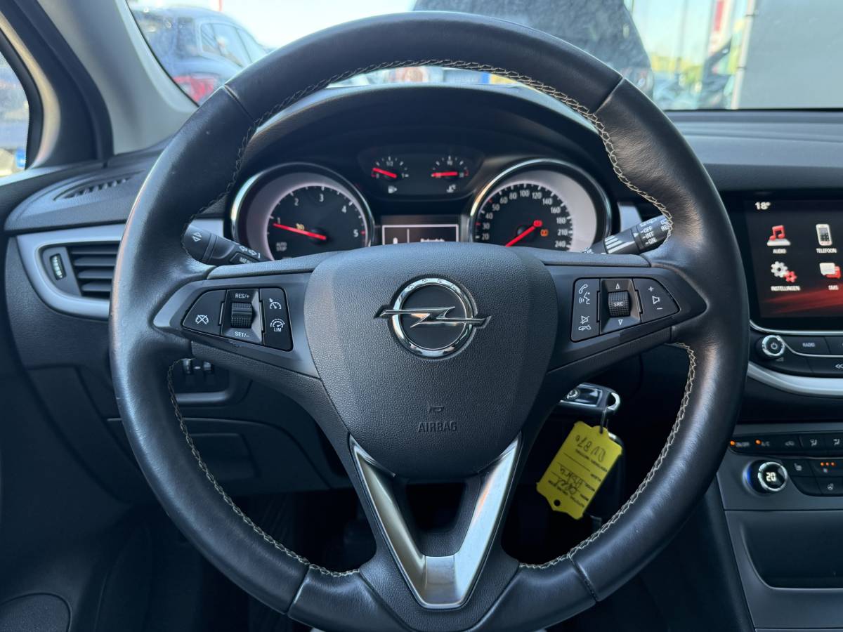 Opel Astra Opel Astra Sports Tourer BWJ 2018 1.6 CDTI 111 PK  Business+ STOELVERW. | STUURVERW. | CAMERA | NAVI | CLIMA | CRUISE | CARPLAY + ANDROID | LMV | PDC