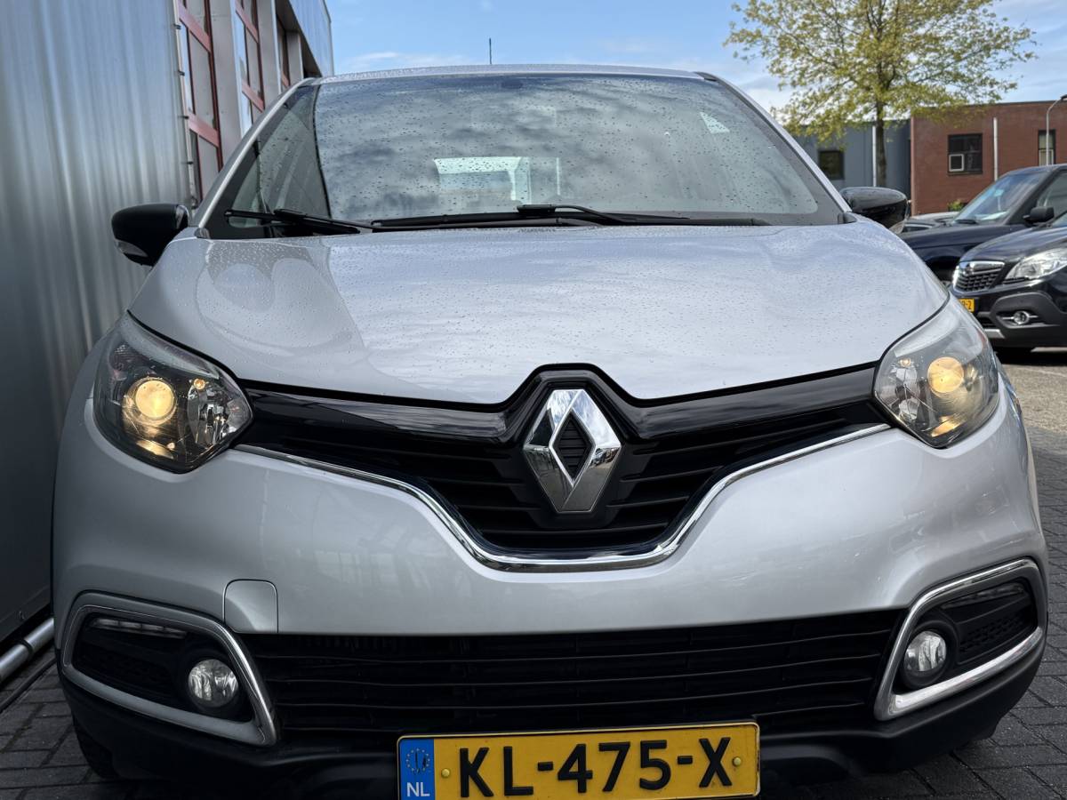 Renault Captur Renault Captur BWJ 2015 1.5 90 PK  dCi Expression STOELVERW. | KEYLESS | NAVI | CLIMA | CRUISE | LMV